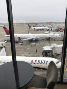 Delta Flight DL275 Diverted LAX